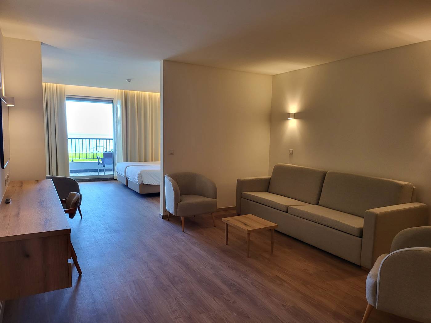 Royal-Orchid-Room-14