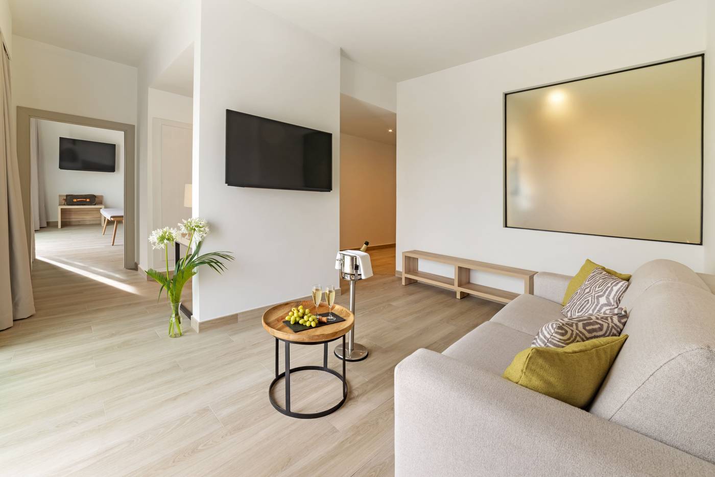 Cabogatamar-Garden-Room-38