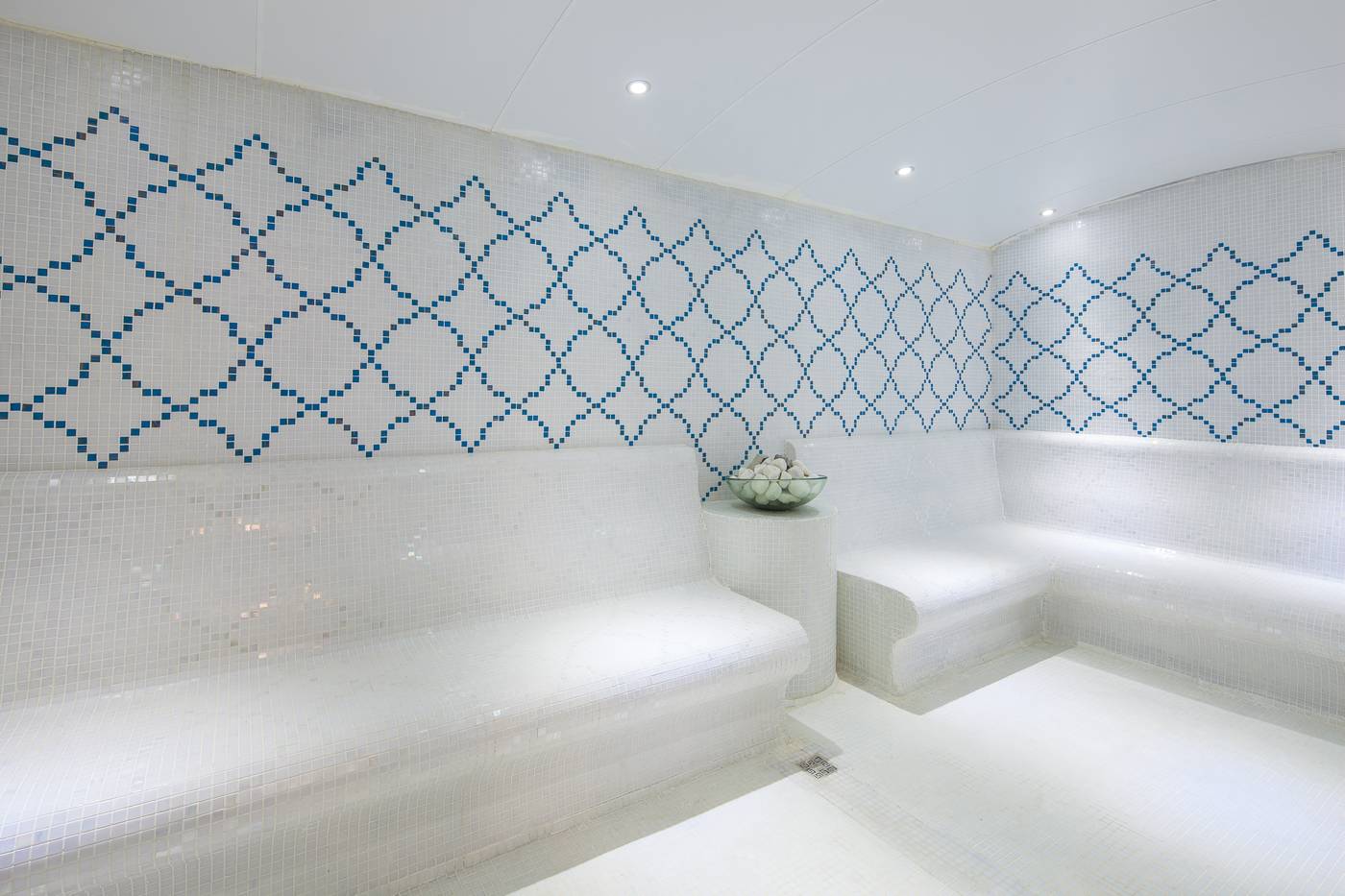 Side-Su-Hotel-Sports-and-Entertainment-45