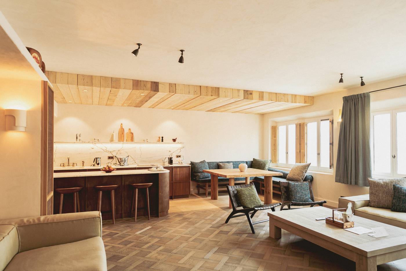 Hotel-La-Ponche-Room-44