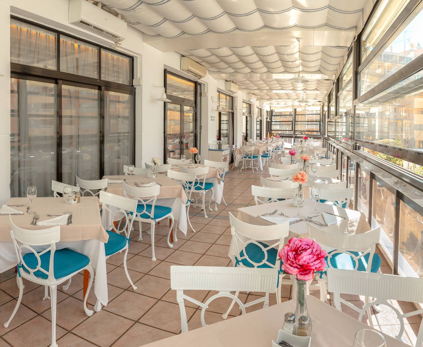 RH-Corona-del-Mar-Restaurant-15