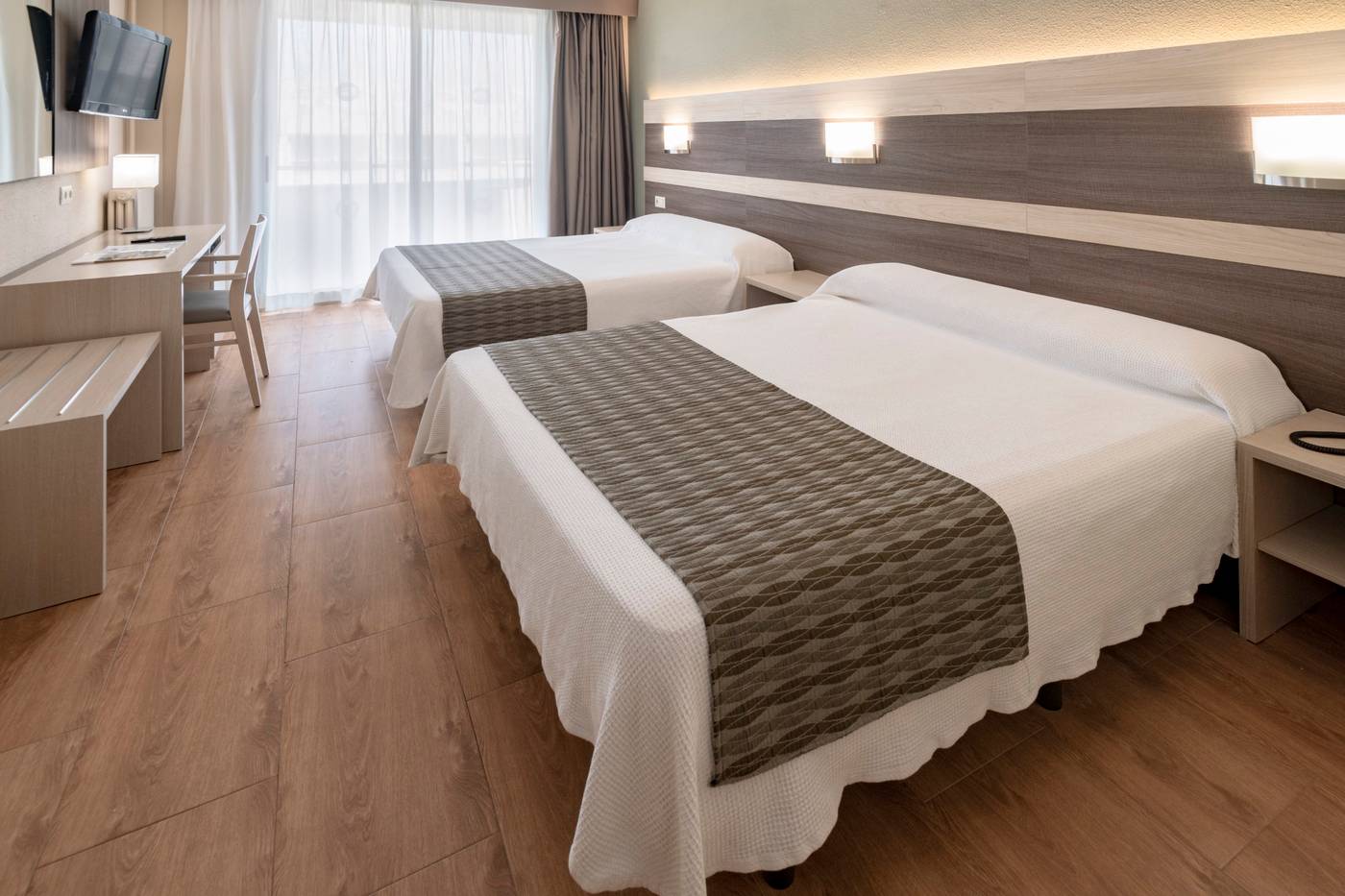 4R-Playa-Park-Room-29