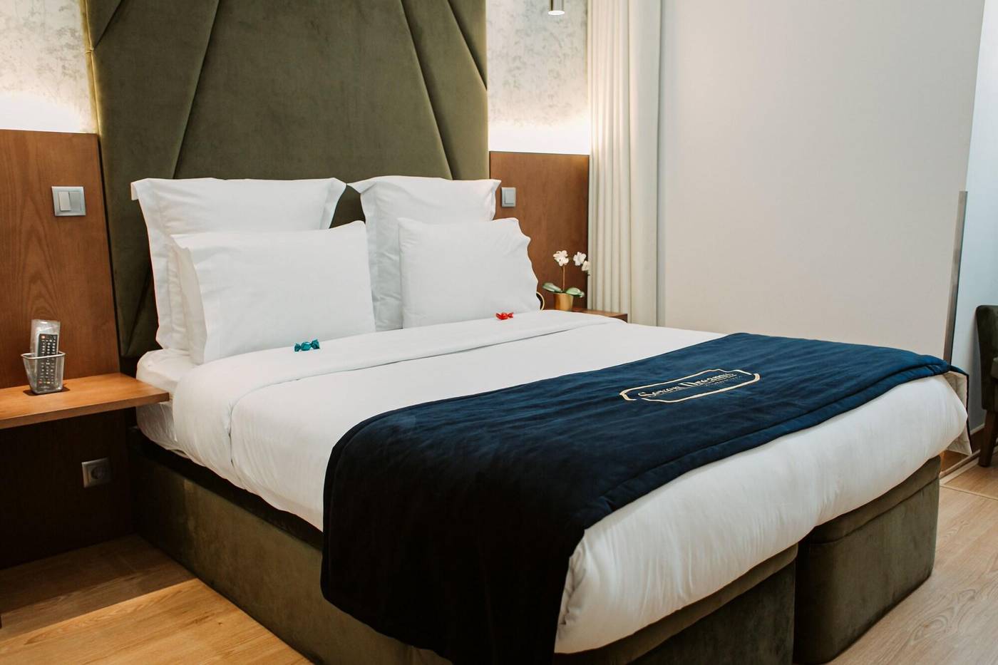 Seven-Dreams-Suites-Room-11