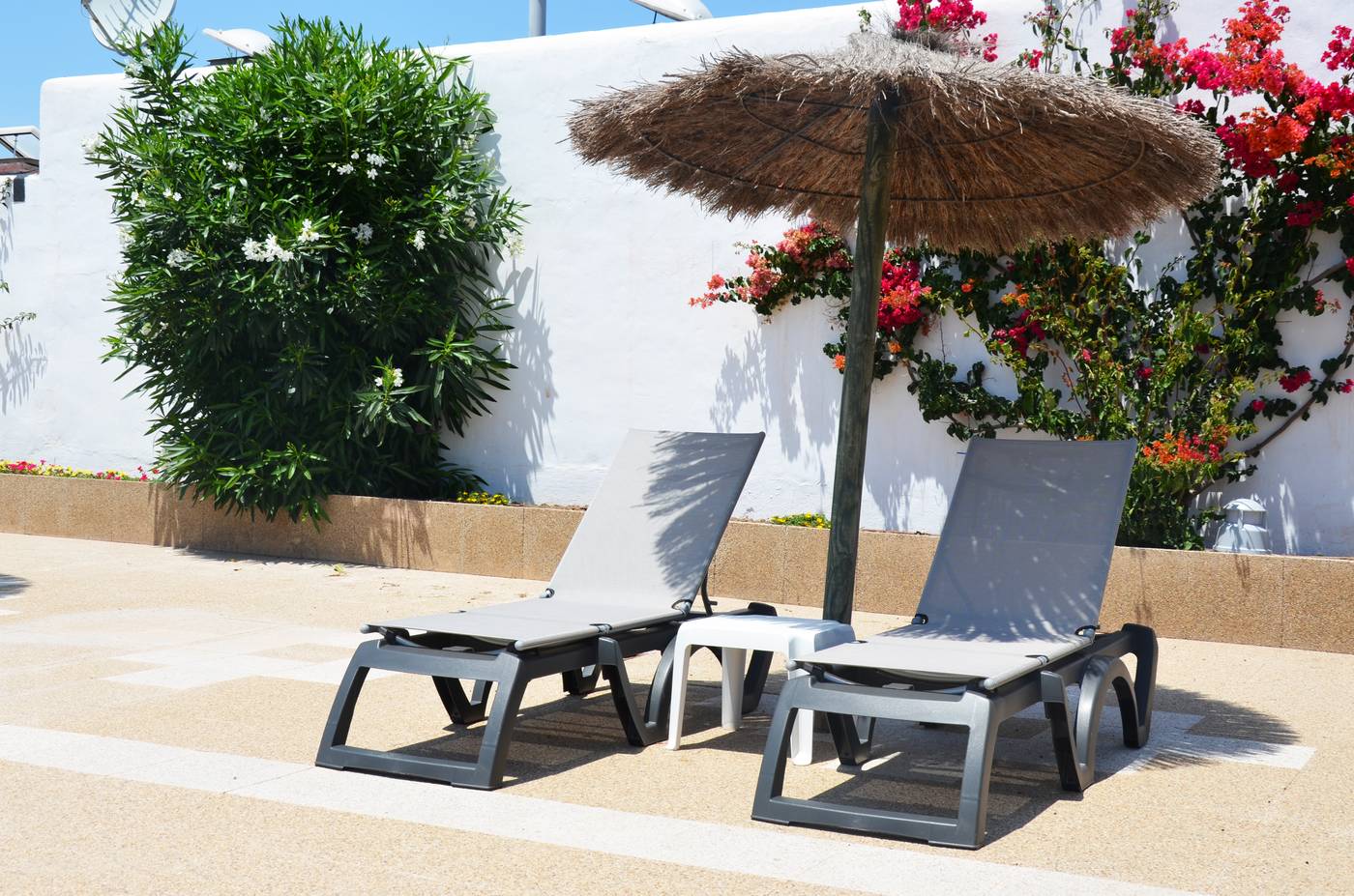 Apartamentos-San-Marino-Terrace-8