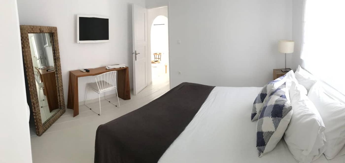 Ostraco-Luxury-Suites-Room-36