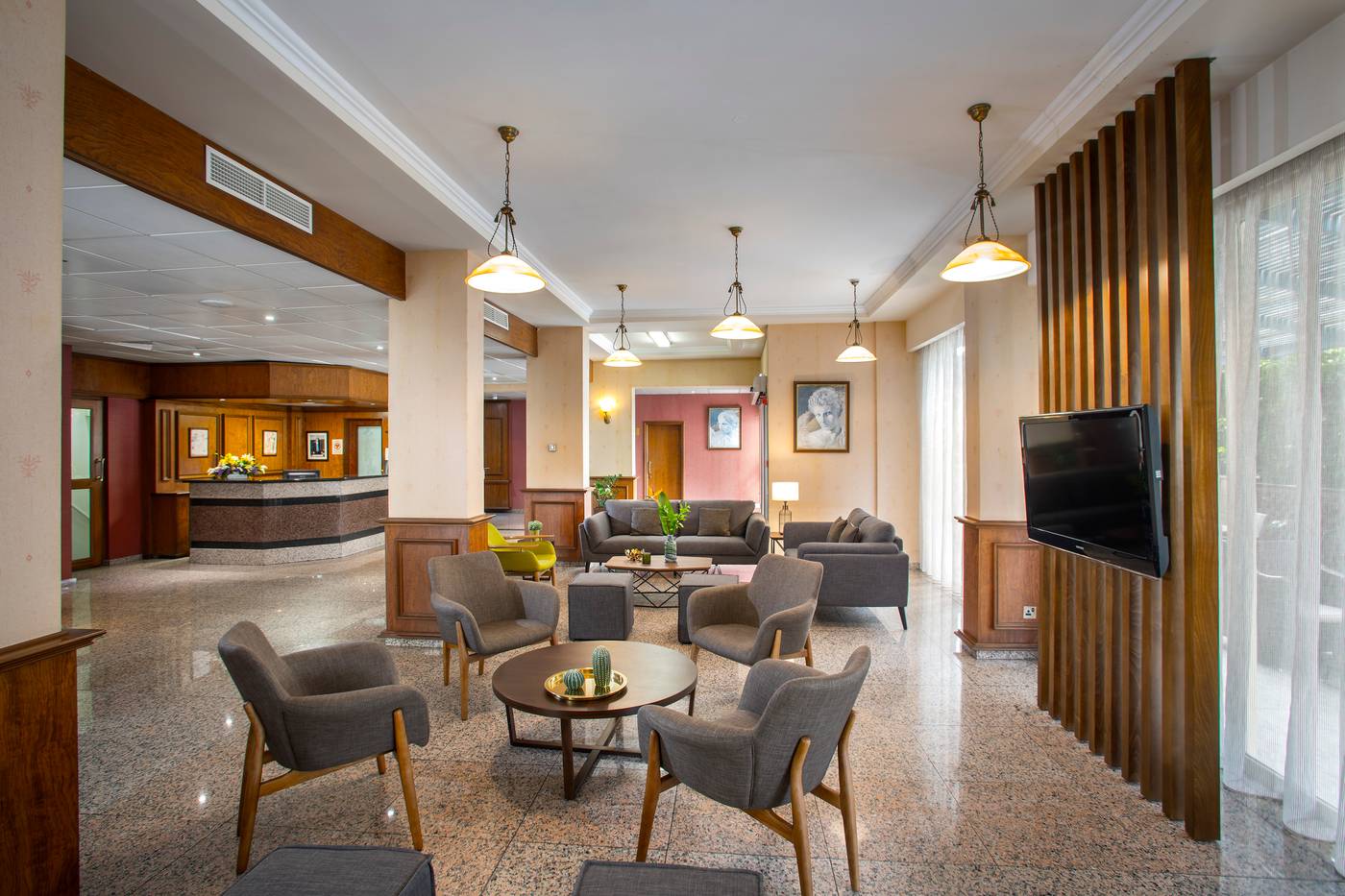 Kapetanios-Limassol-Hotel-Lobby-19