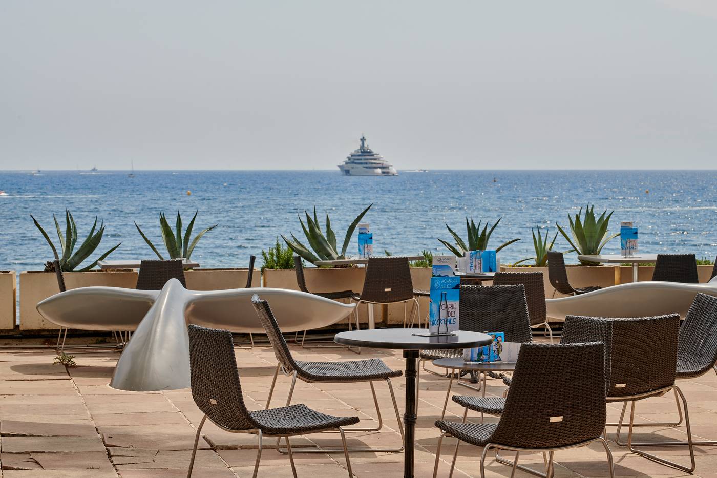 Hotel-Delcloy-Vacances-Bleues-Terrace-30