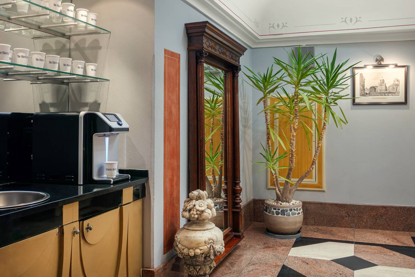 The-Charles-Hotel-Lobby-3