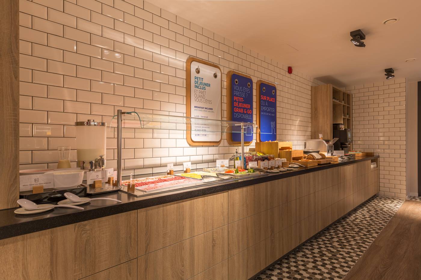 Holiday-Inn-Express-Brussels-Grand-Place-Restaurant-29