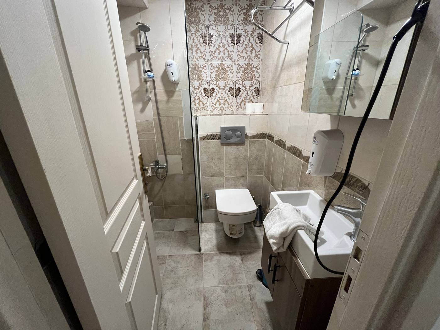 Le-Safran-Suite-Room-52