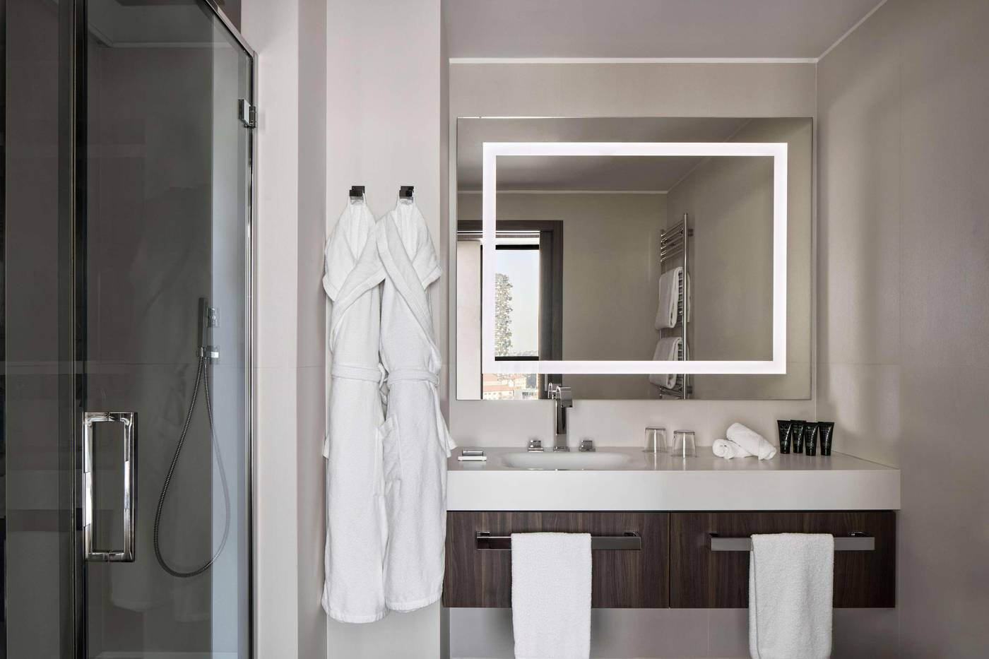 Hyatt-Centric--Milan-Centrale-Room-43