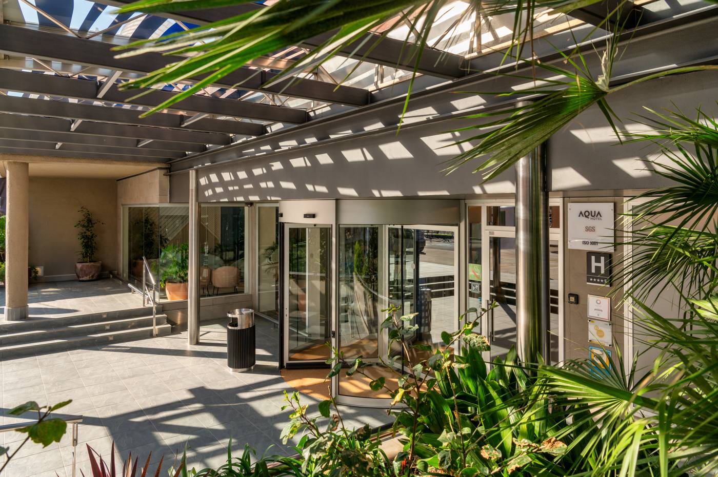 AQUA Hotel The Breeze