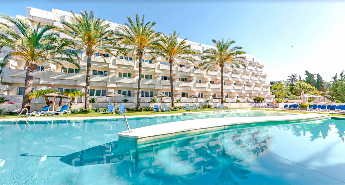Alanda-Hotel-Marbella-Pool-1