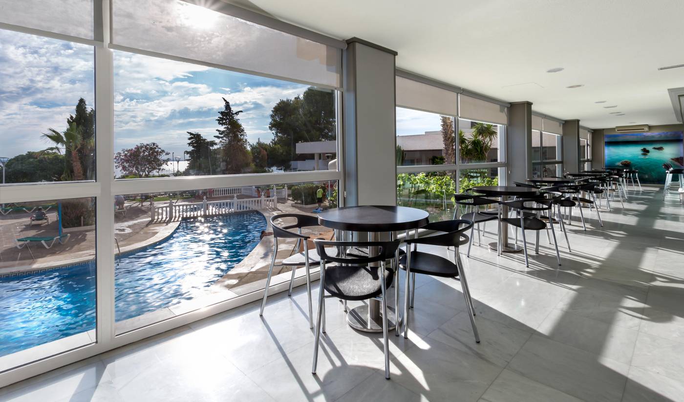 Hotel-Cavanna-Bar-42