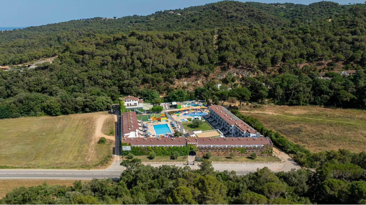 Medplaya-Sant-Eloi-Aparthotel-General-view-11