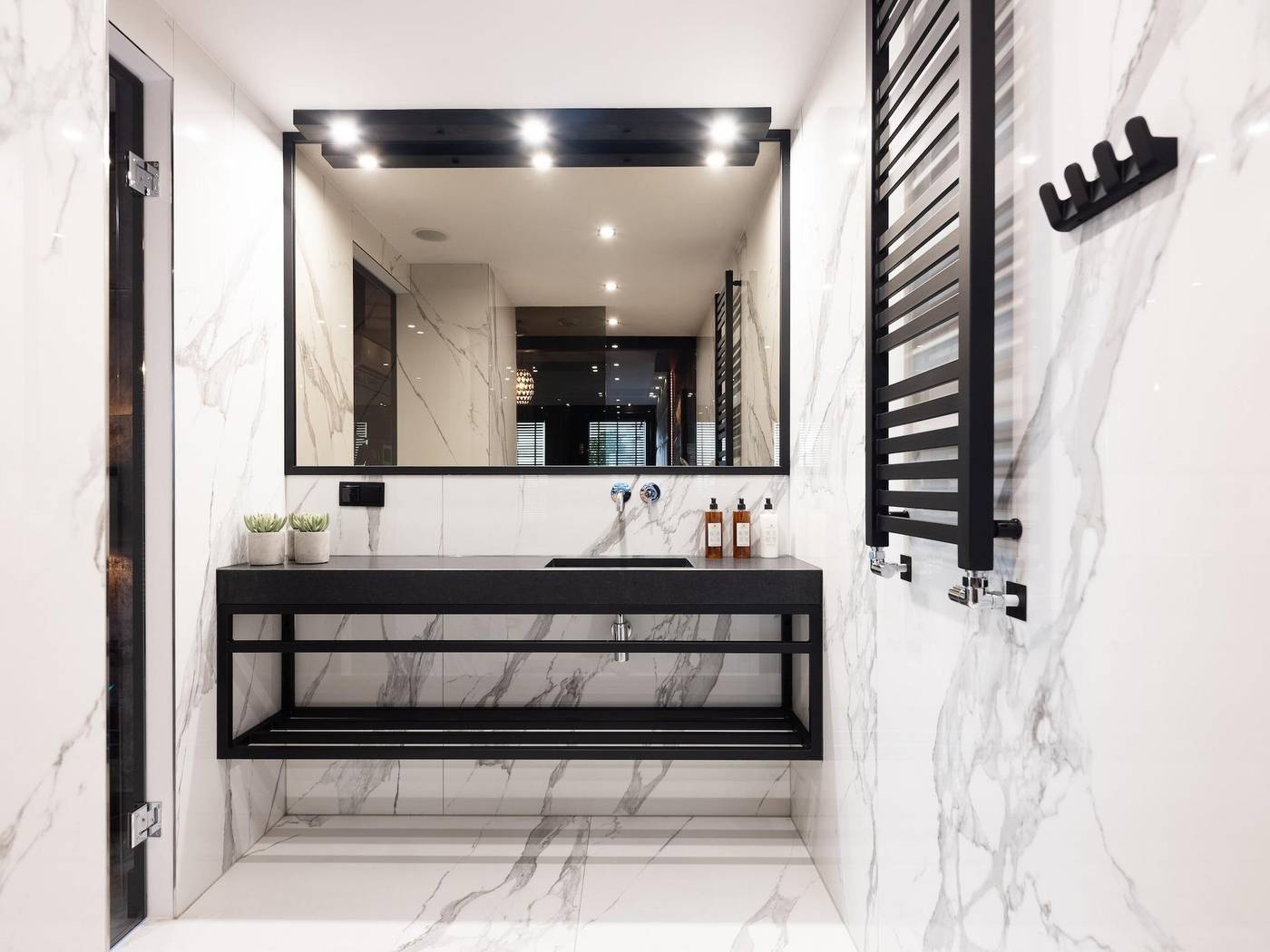 Art-Suites-Hotel-Room-53