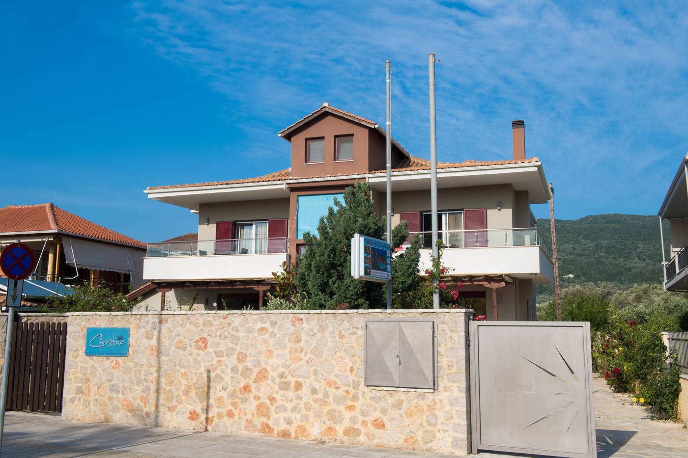 Christina-Studios-General-view-12