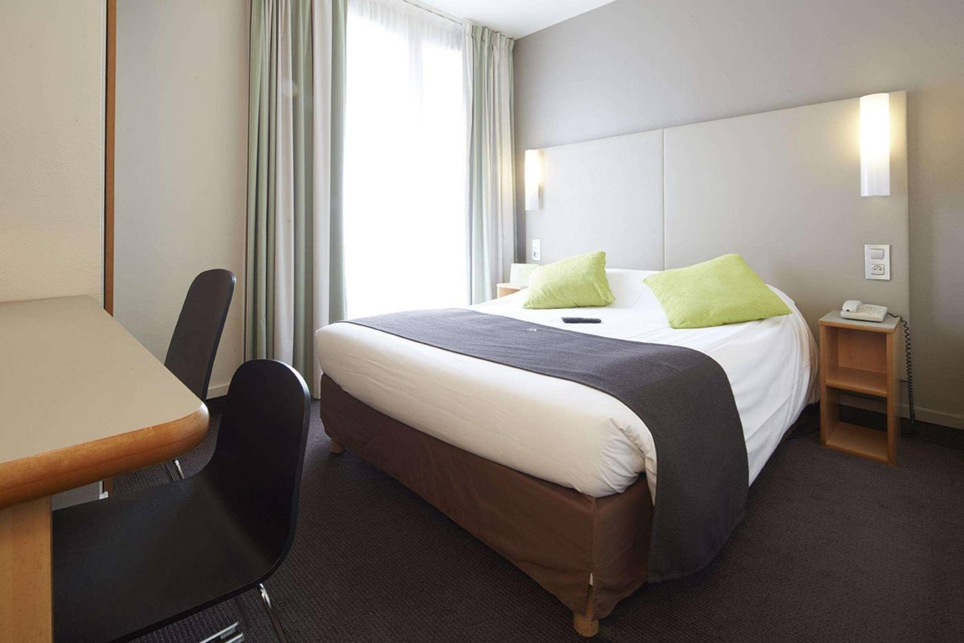 Campanile-Paris14-Maine-Montparnasse-Room-9
