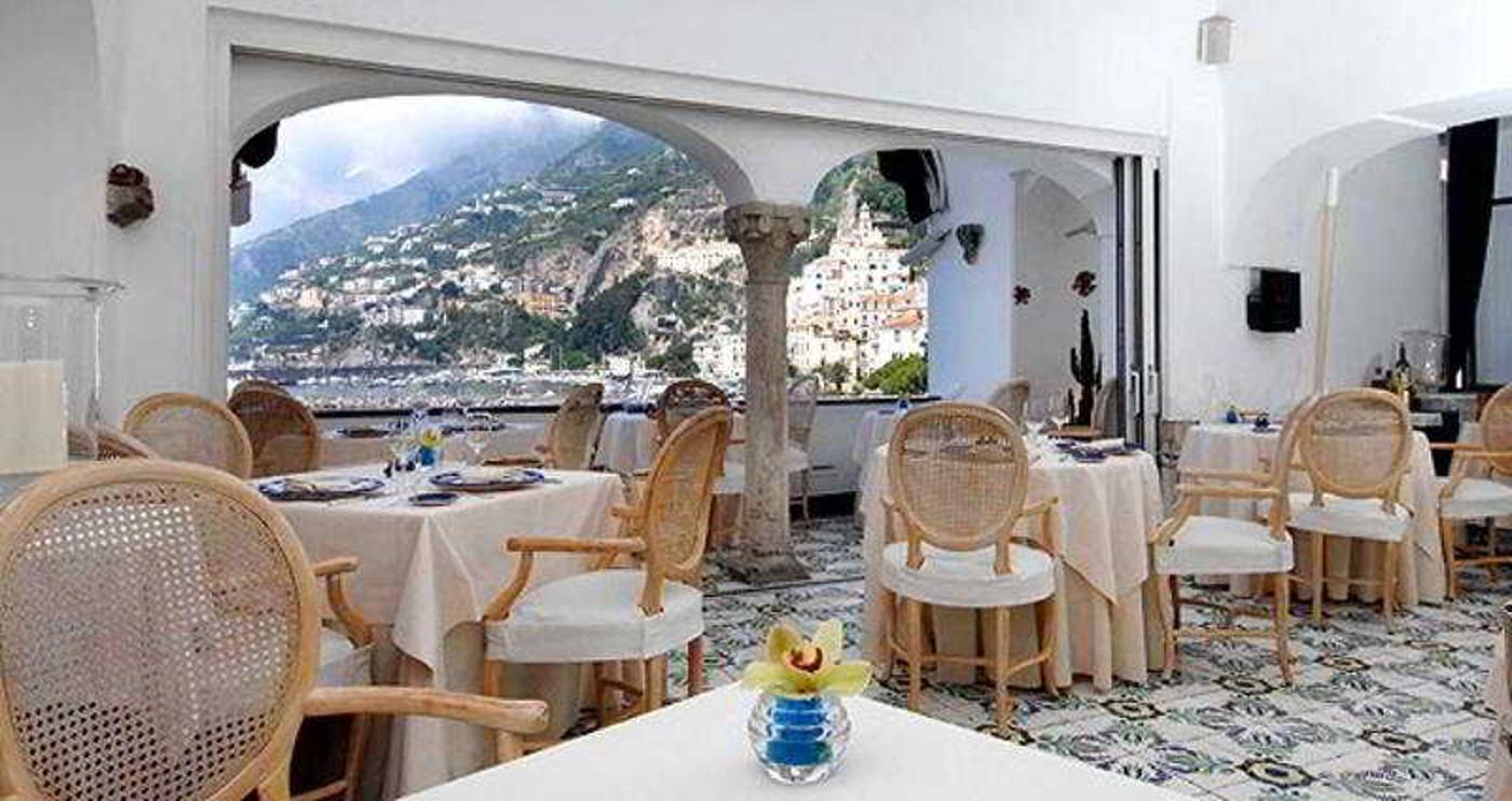 Marina-Riviera-Restaurant-15