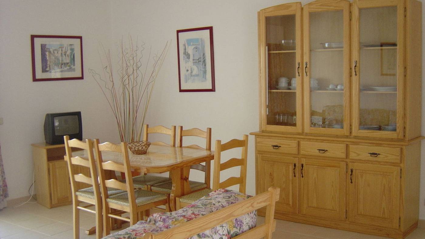 Parque-Mourabel--Pe-Do-Lago-and-Oasis-Village-Room-27