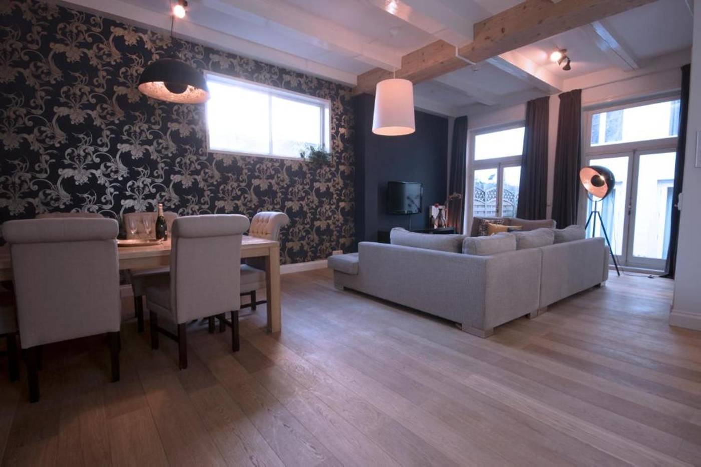 Grand-Canal-Boutique-Hotels-Room-15