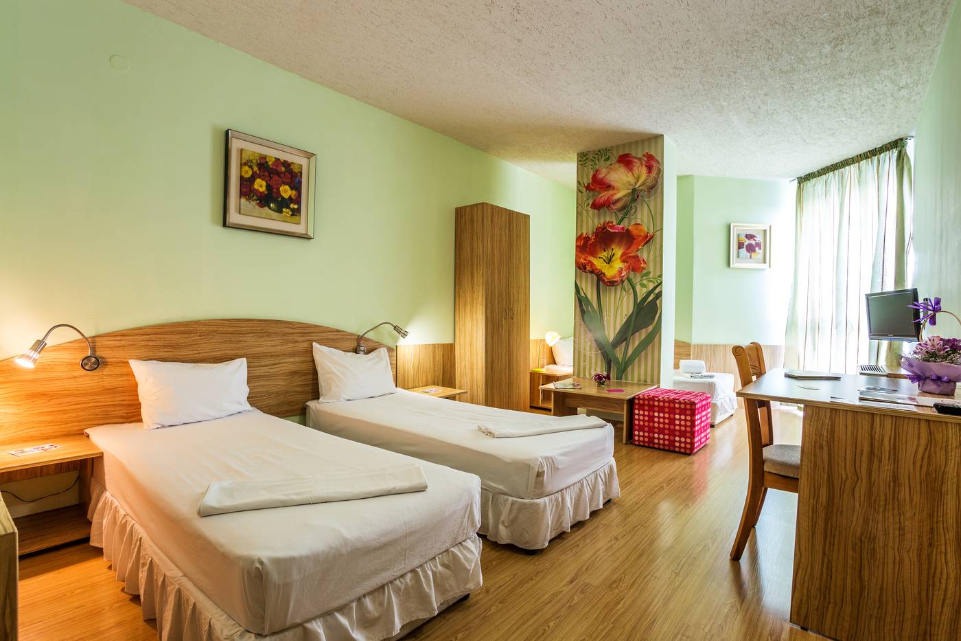 Simona Art Hotel-Bulgaria-SOFIA-Room-9