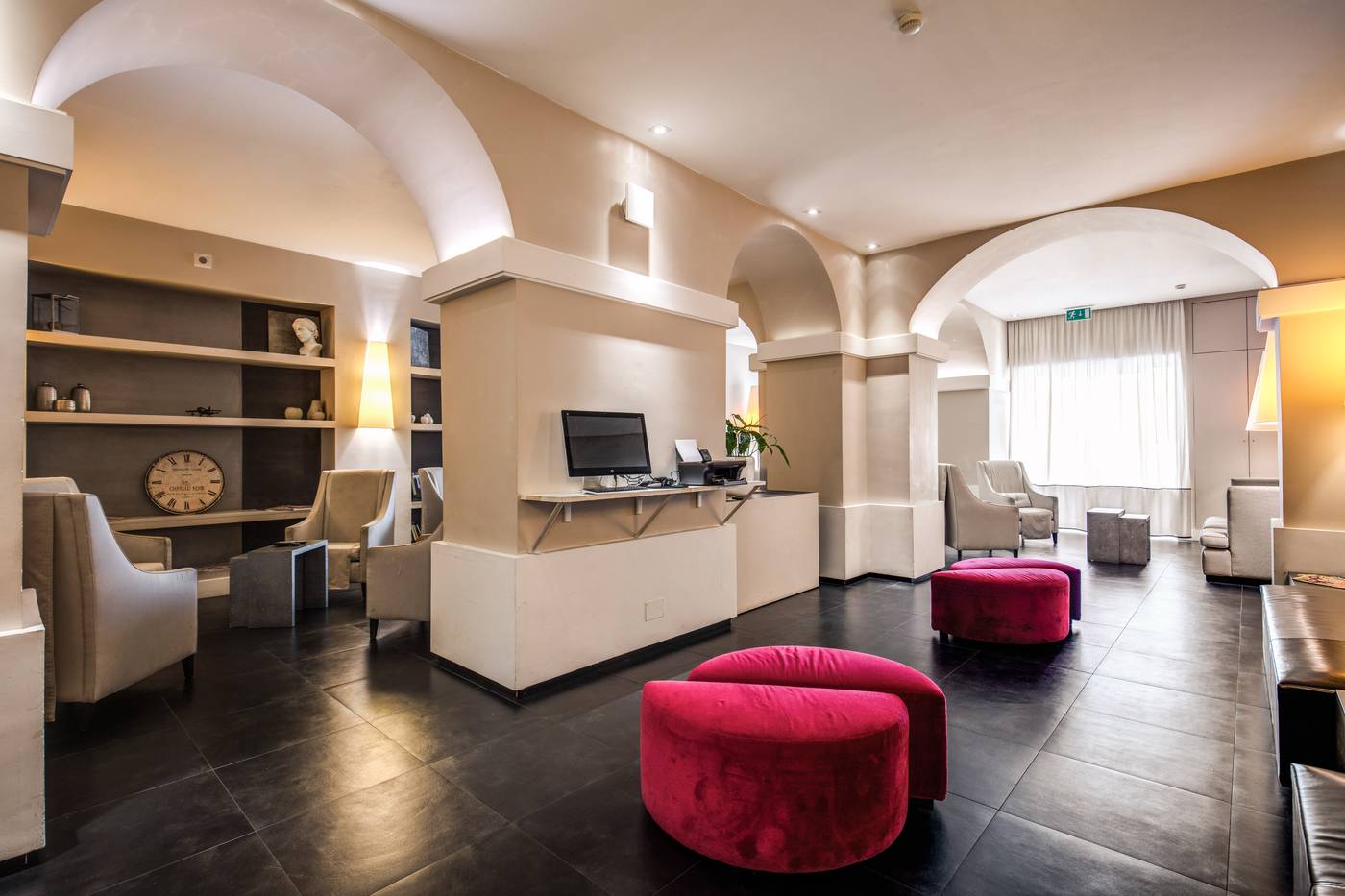 Hotel-Villafranca-Lobby-3