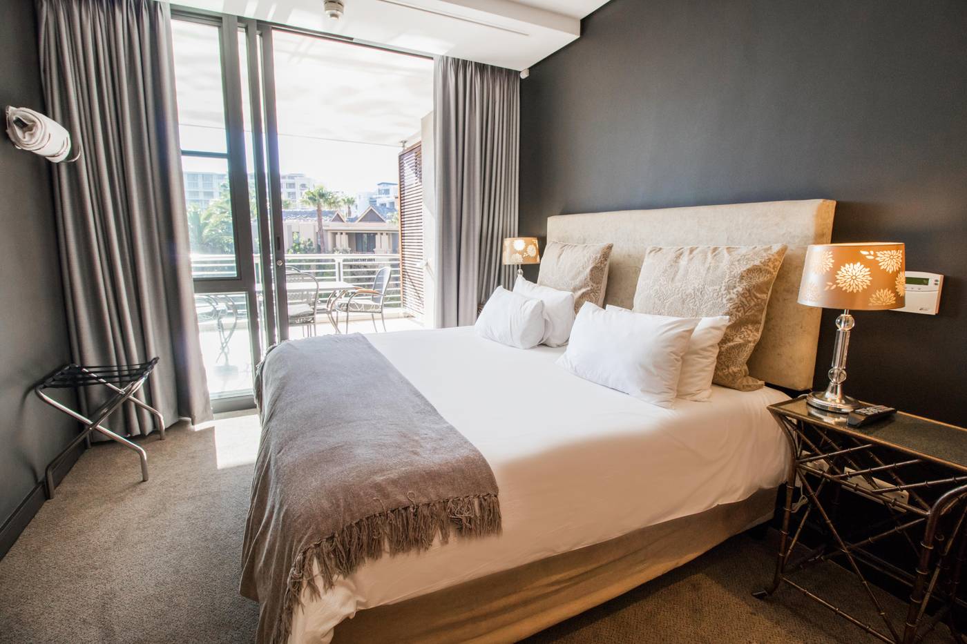 Waterfront-Village-Room-22