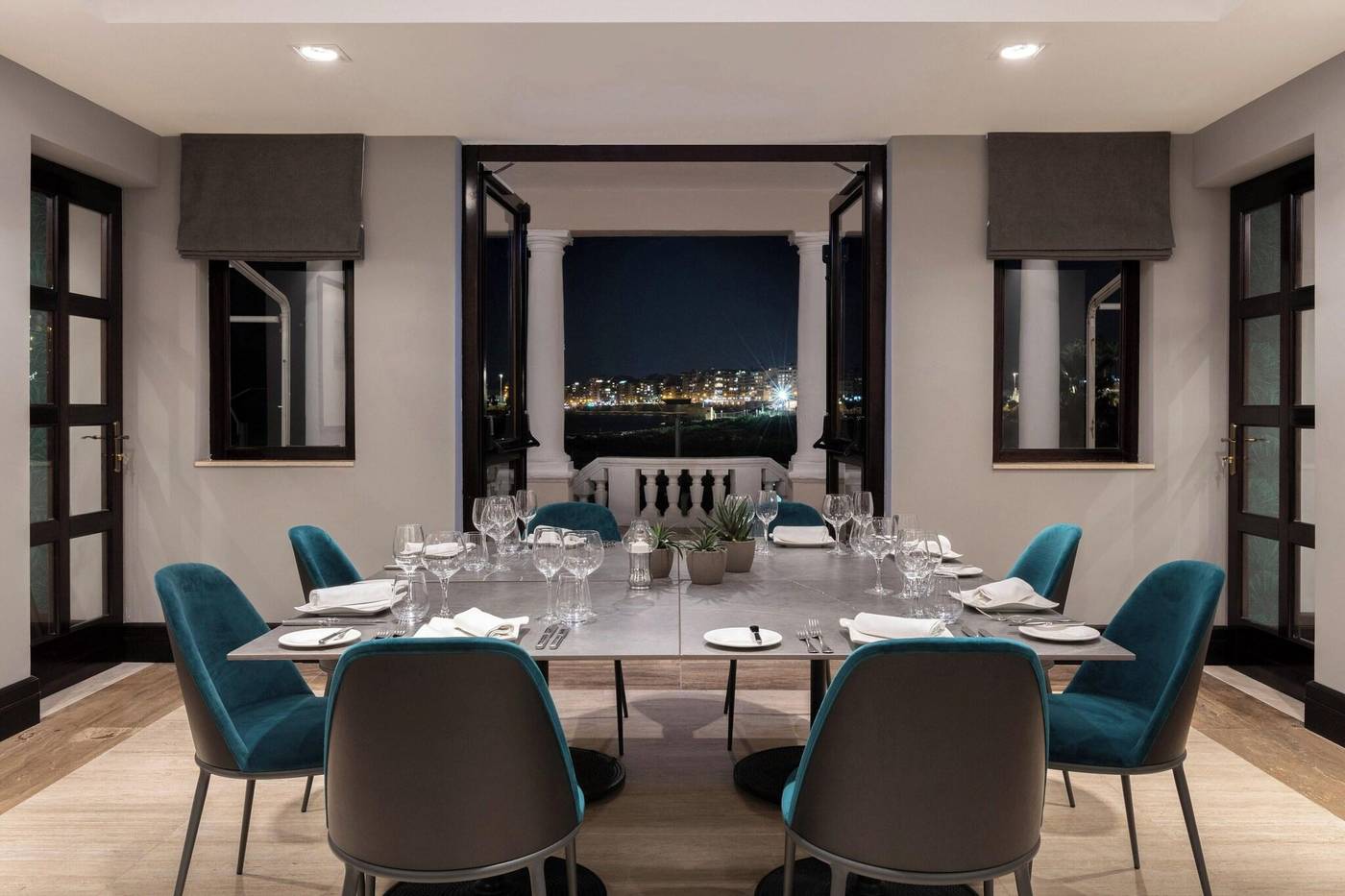 The-Westin-Dragonara-Resort-Restaurant-64