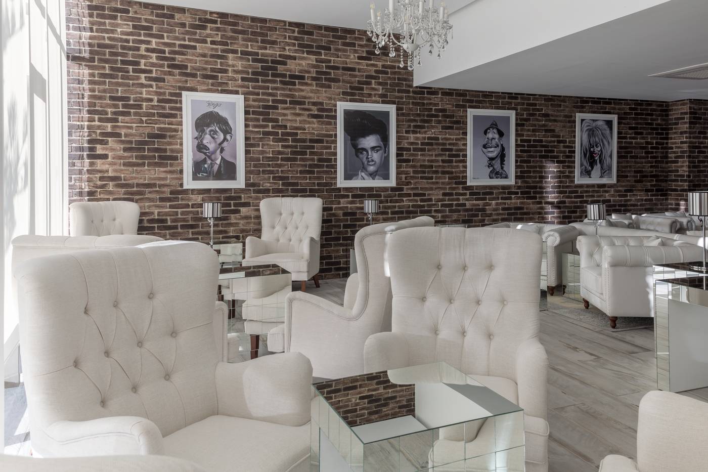 Sandos-Benidorm-Suites-Bar-37