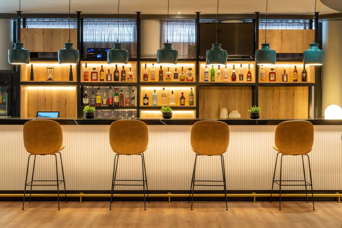 Hotel-Munchen-City-Center-affiliated-by-Melia-Restaurant-16