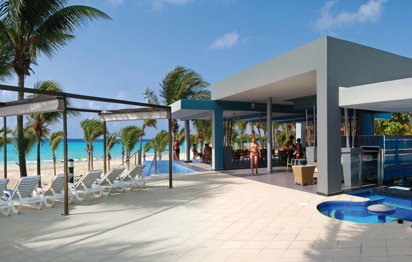 Riu-Yucatan-All-Inclusive-Pool-7
