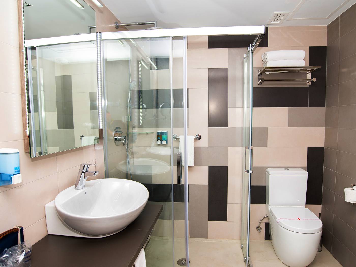 Vinaros-AURA-Room-11