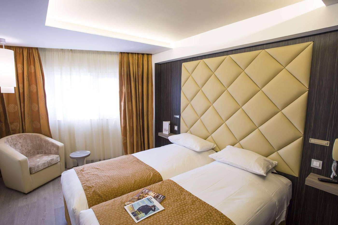 Best-Western-Plus-Cannes-Riviera---Spa-Room-10