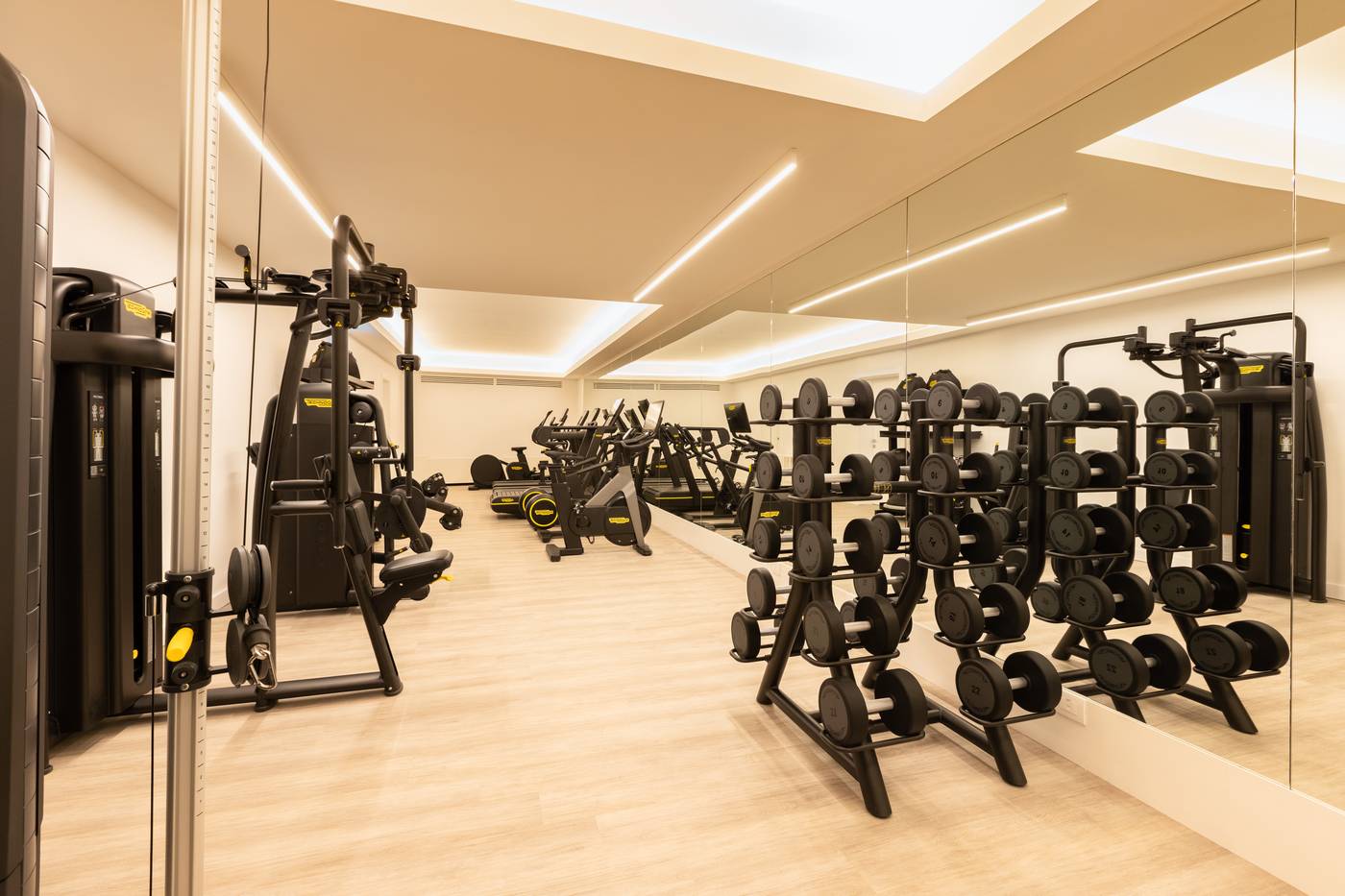 Hotel-Morfeo-Milano-Sports-and-Entertainment-41