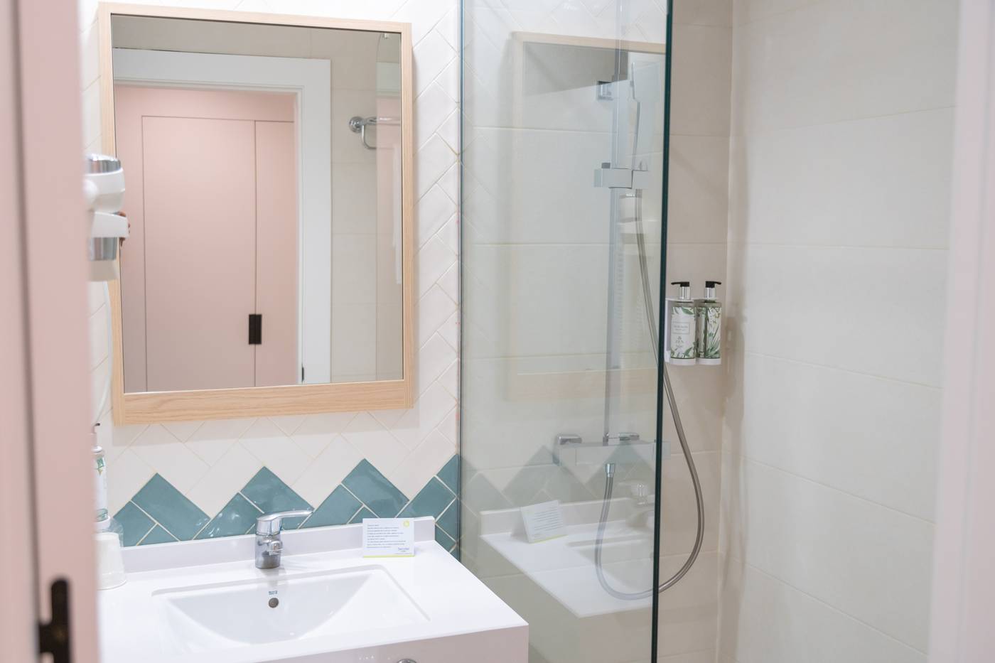 Sercotel-Carlos-III-Room-25