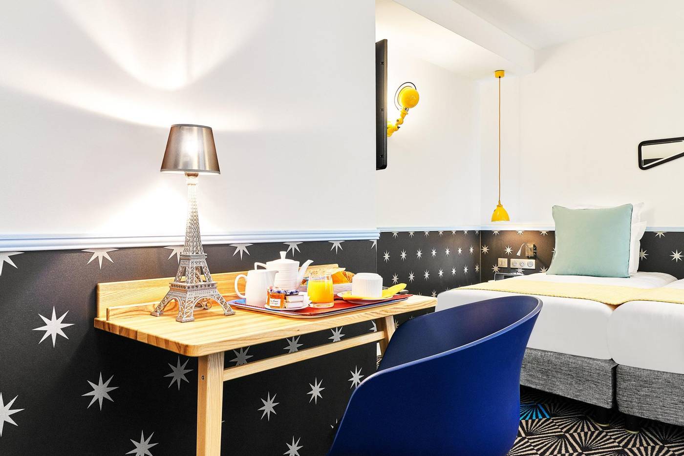 Augustin-Astotel-Room-27