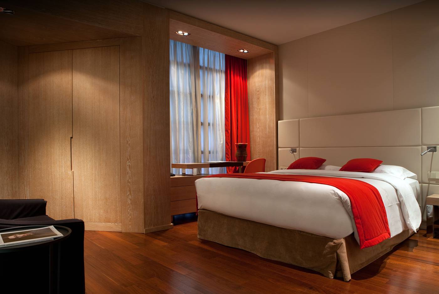 Hotel-Golden-Tulip-Opera-De-Noailles-Room-24