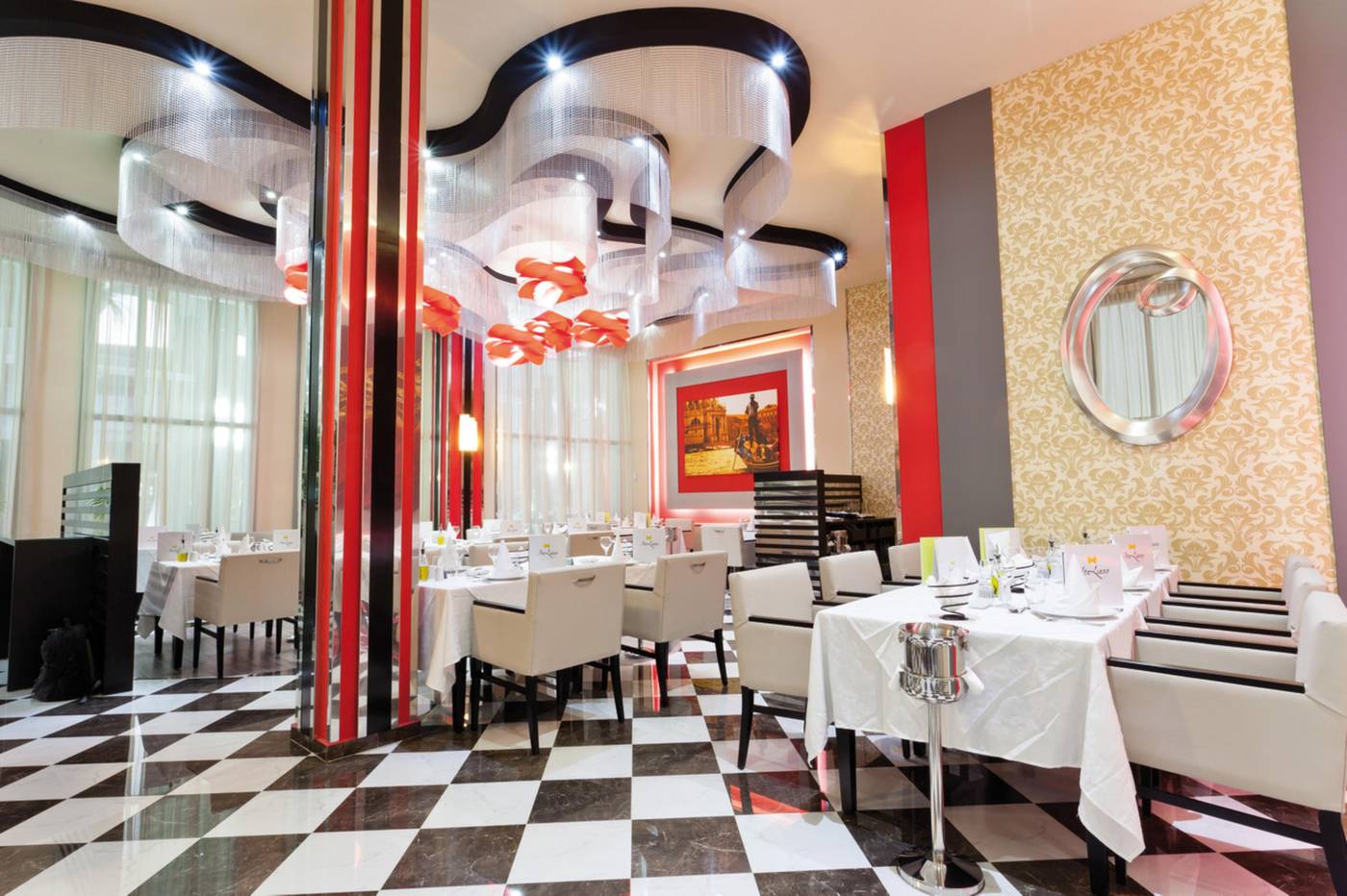 Riu-Palace-Mexico-All-Inclusive-Restaurant-35