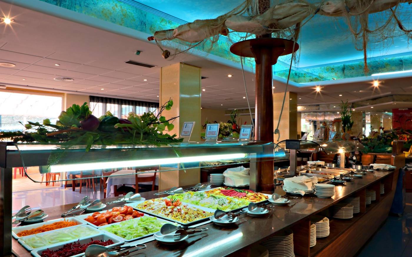 Hotel-Tropic-Restaurant-13