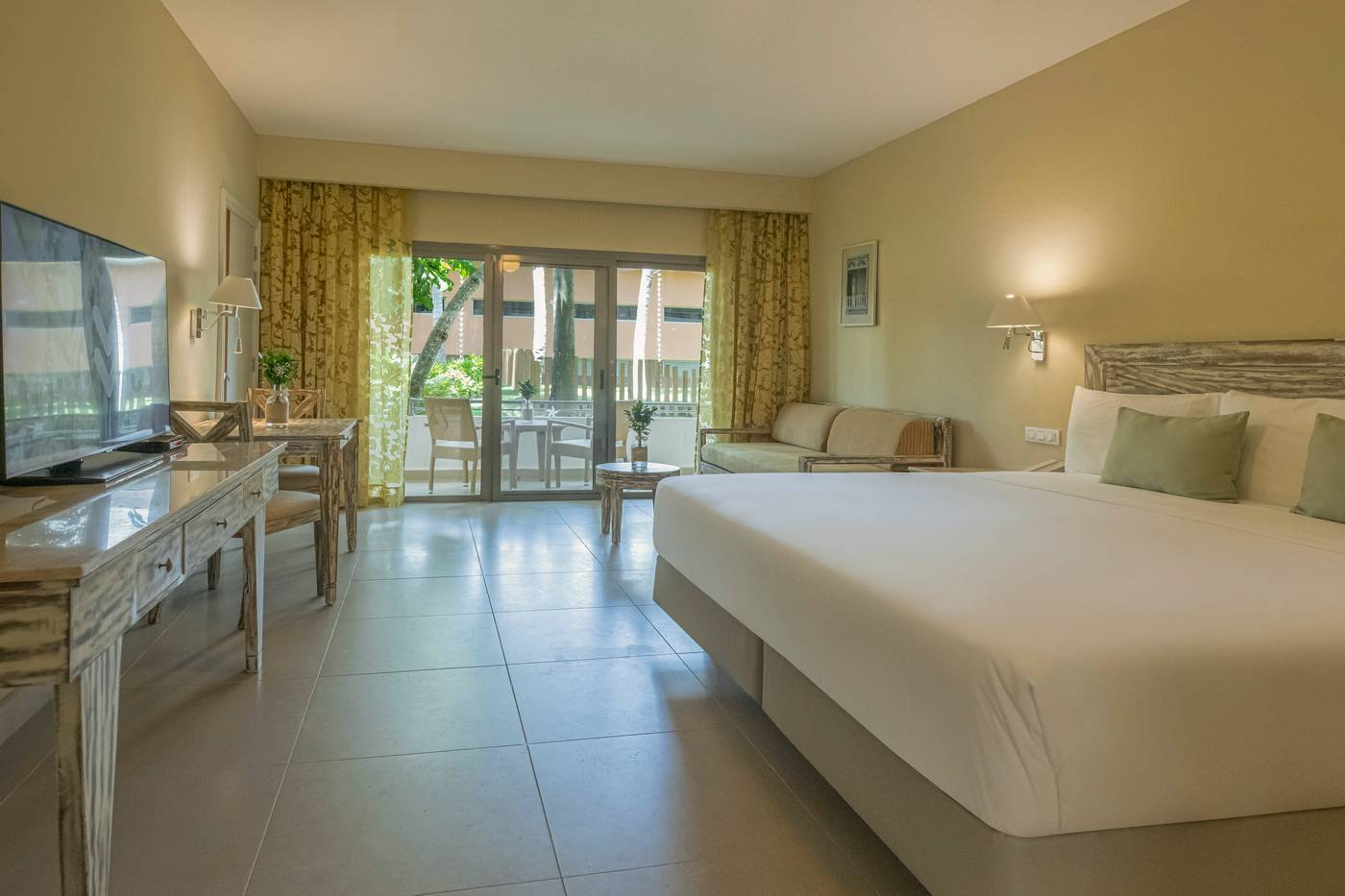 Iberostar Waves Dominicana