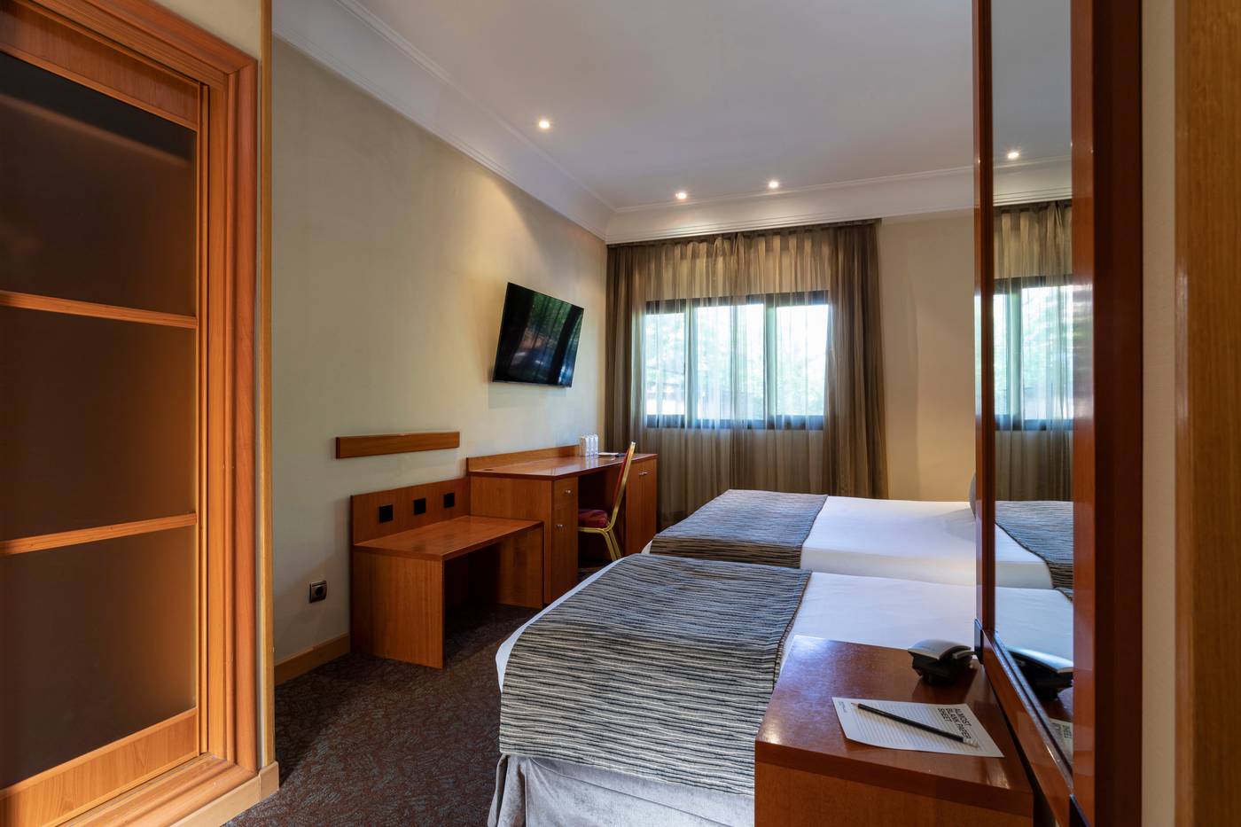 Petit-Palace-Arturo-Soria-Room-21