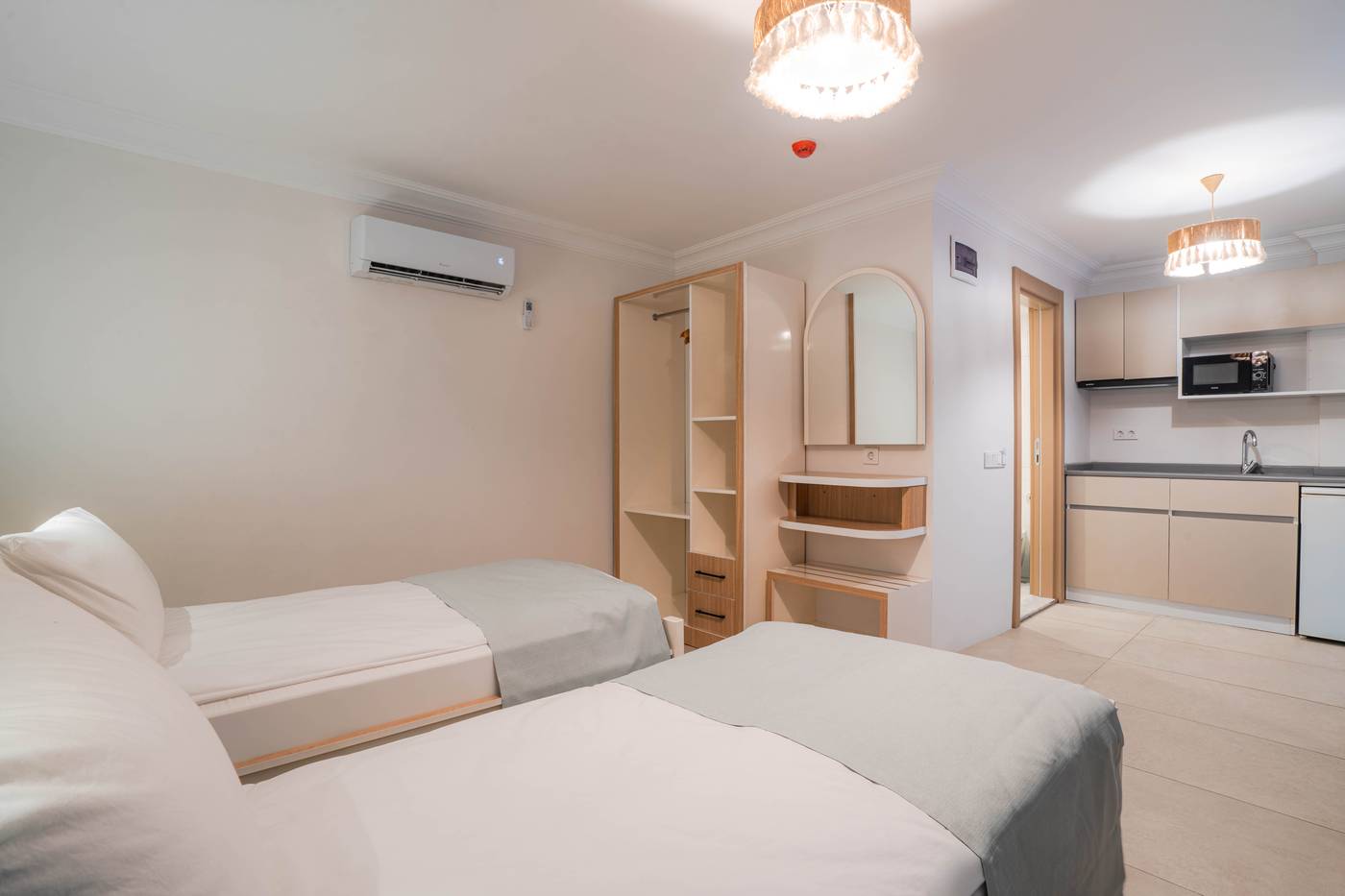 Victoria Princess Hotel (Adults Only 14+)