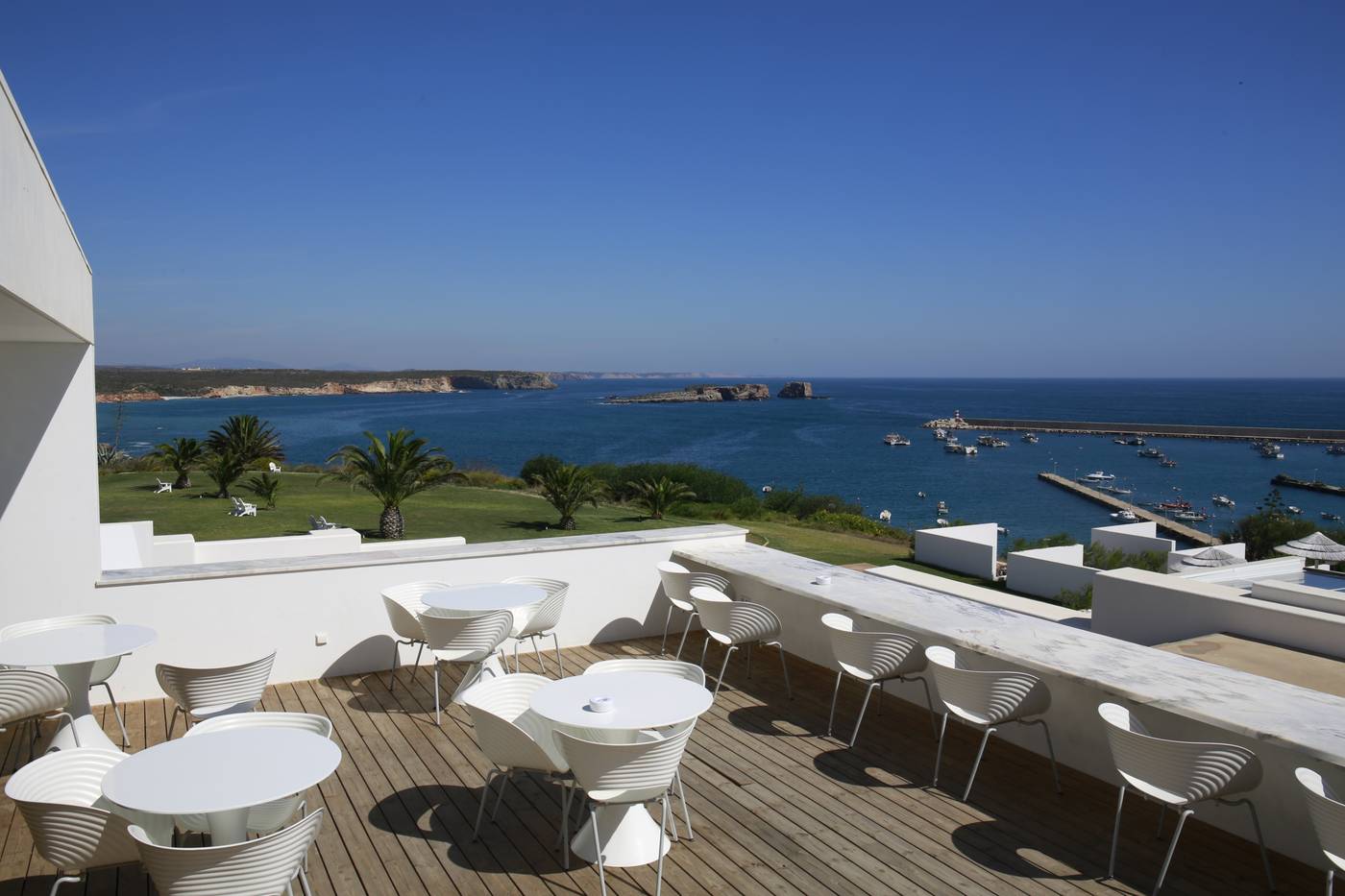 Memmo-Baleeira-Hotel-Terrace-45