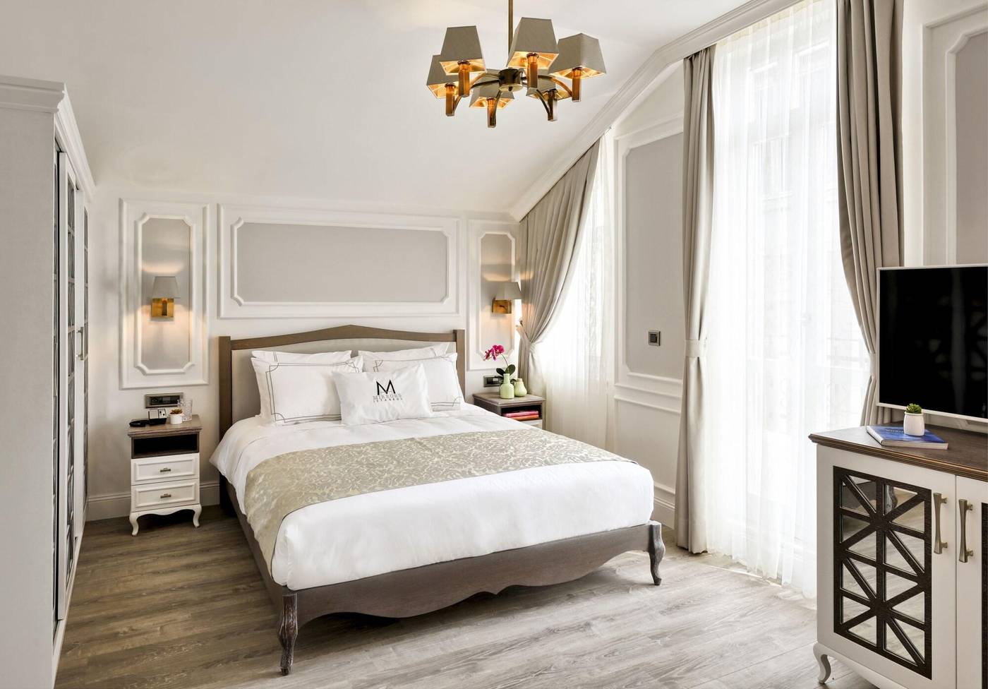 Mirrors-Hotel-Taksim-Room-10