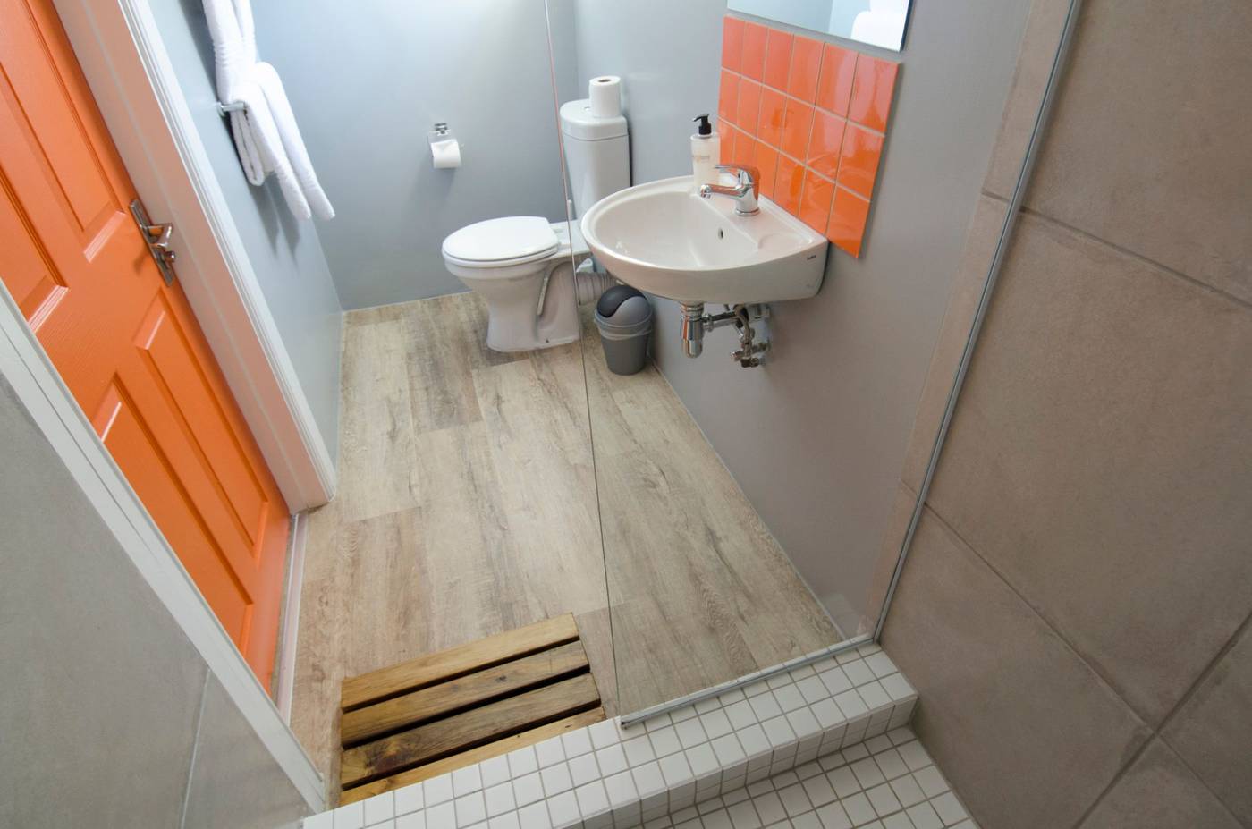 never-home-Cape-Town-Room-23