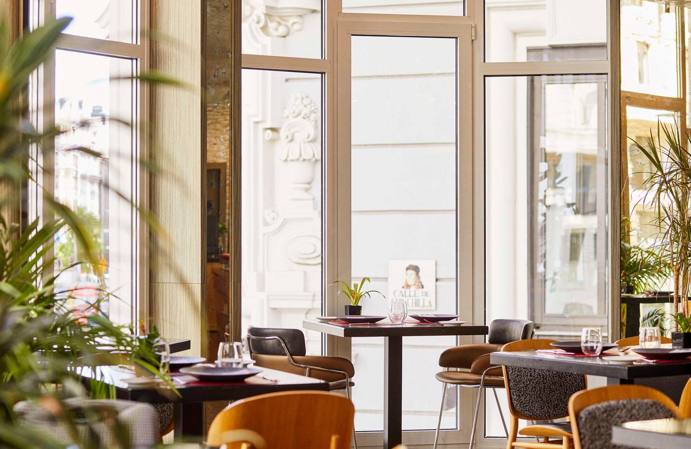 Hyatt-Centric-Gran-Via-Madrid-Restaurant-21