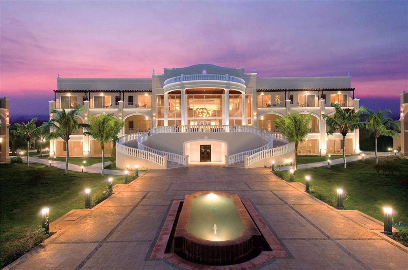 Dreams-Tulum-Resort-and-Spa-Lobby-12