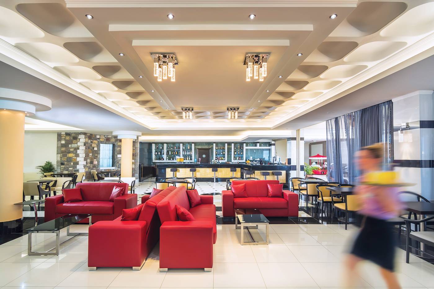 Kouros-Palace-Bar-57