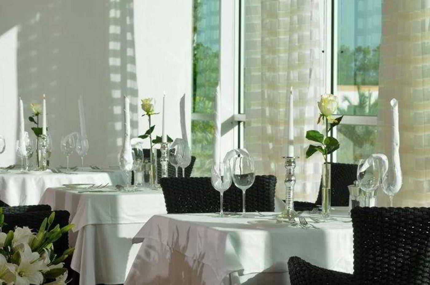 Allsun-Hotel-Esquinzo-Beach-Restaurant-18